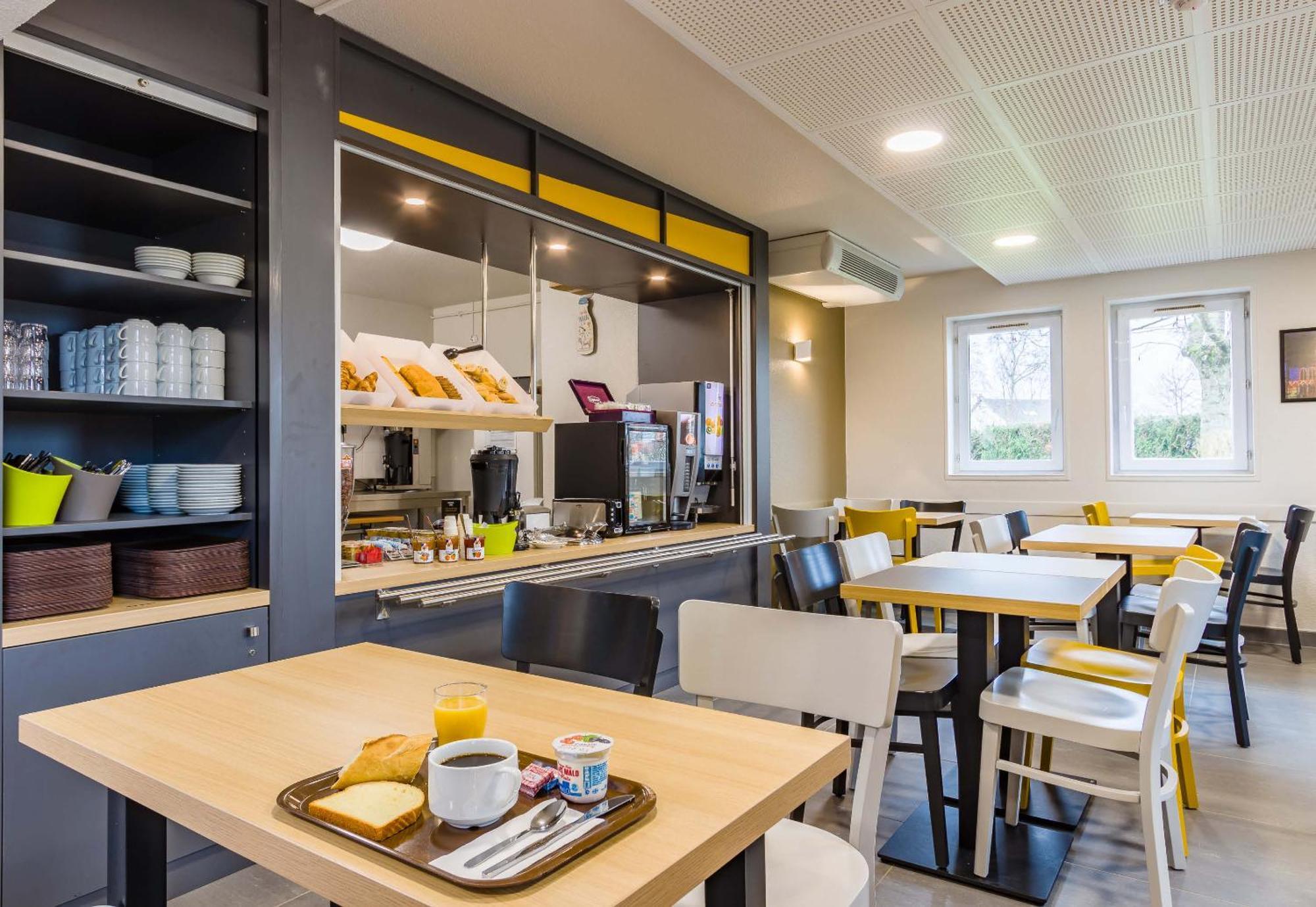 B&B HOTEL Tours Nord 2 La petite Arche Extérieur photo